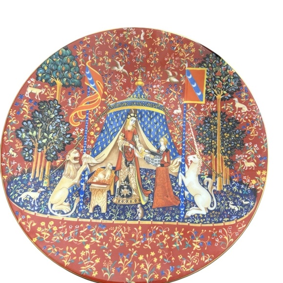 Plate The Lady & the Unicorn La Dame a La Licorne Limoges Collector Plate - Picture 3 of 9